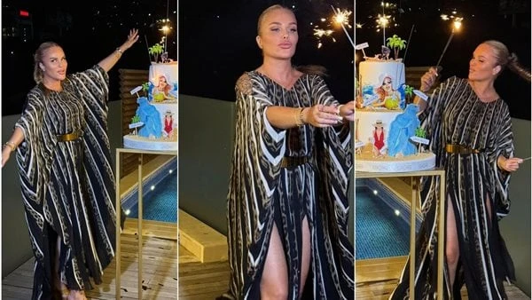 نيكول سابا تحتفل بأغنية الكت كاتي بعد يومين من طرحهااحتفلت الفنانة نيكول سابا، مساء أمس الجمعة 26 يوليو، بنجاح أغنيتها الجديدة التي تحمل اسم الكت