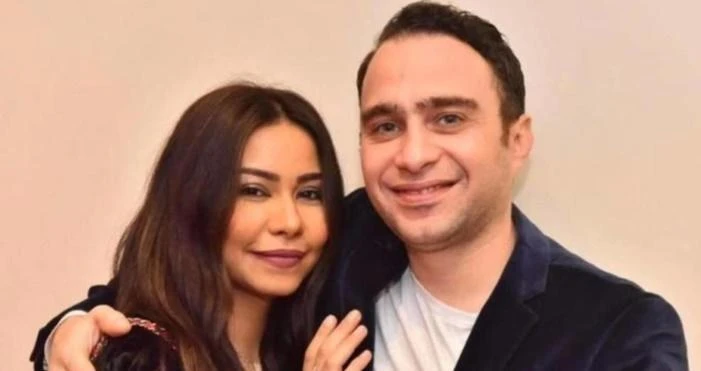 ناقد فني يرجح إصابة شيرين باضطراب ثنائي القطب! افاق عربية - علق الناقد الفني طارق الشناوي على أزمة مشاجرة الفنانة المصرية شيرين عبد الوهاب مع طليقها