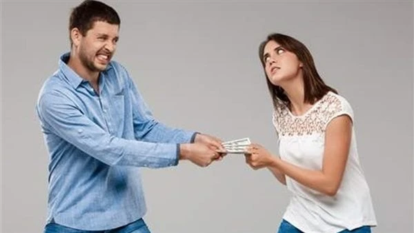 قبل ما تناسب حاسب.. نصائح تجنبك اختيار شريك حياة غير مناسب من المهم جدا اتخاذ القرار الصحيح عند اختيار شريك الحياة. هناك بعض النصائح الهامة يمكن أن