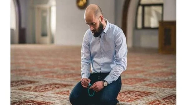 متى تصلي سنة الفجر قبل الأذان أو بعده؟.. فضلها وماذا قال الفقهاء في المسألةمتى تصلي سنة الفجر قبل الاذان أو بعده؟ سؤال نجيب عنه بموجب فتوى دار الإفتاء المصرية، والتي نشرتها عبر الم