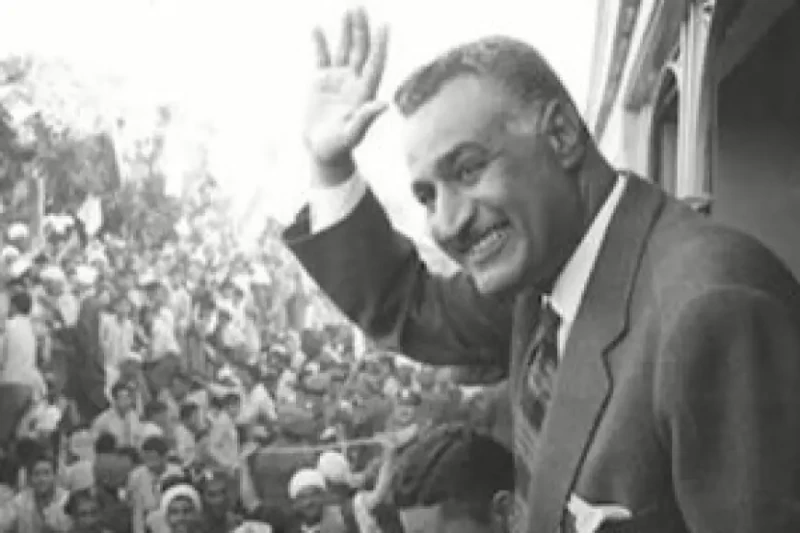 كيف ساهمت حركات التحرر الشعبية في الثورة على الظلمقال معن بشور، مؤسس المنتدى القومي العربي بلبنان، إنه يرى أن قرار تأميم قناة السويس كان قرارا صائبا