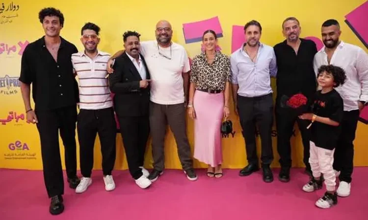 إيرادات فيلم إكس مراتي في أول أيام عرضه أمس بالسينماتحقق فيلم إكس مراتي، بطولة الفنان محمد ممدوح والفنان هشام ماجد والفنانة أمينة خليل، إيرادات