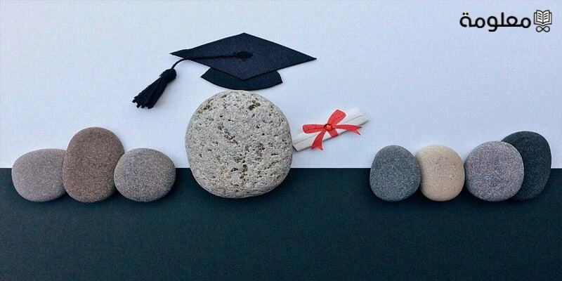 كلمات للتخرج جميلة ومؤثرة 2025 أجمل كلمات التخرجيعتبر الشعور بالتخرج مختلف ومميز دائما، وذلك لأنك وقتها ستشعر بحصد كل ما قمت بزرعه طوال فترة الدراسة،