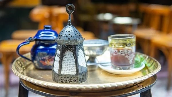 لماذا يصوم المسلمون يوم عاشوراء؟.. وما أجره؟.. اعرف القصةيستحب صيام يوم عاشوراء للأجر الجزيل الوارد في فضل صيامه؛ فعن ابن عباس رضي الله عنهما قال: ما رأيت النبي يتحرى صيام يوم فضله