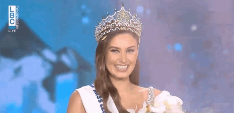 فنون ومشاهير: ندى كوسا تحصد لقب ملكة جمال لبنان للعام 2024 (صورة) شاهد المقال التالي من صحافة لبنان عن ندى كوسا تحصد لقب ملكة جمال لبنان للعام 2024