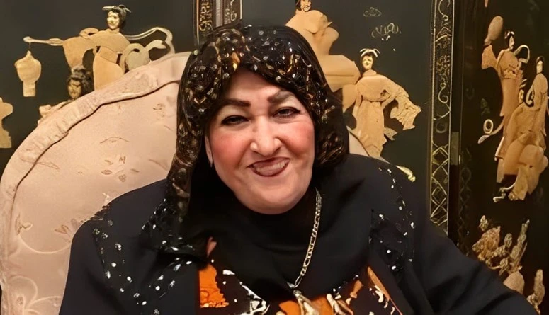 طمأنت جمهورها... شريفة ماهر لافاق عربية العربي: حادث سقوطي قديمطمأنت الفنانة المصرية القديرة شريفة ماهر، الجمهور على حالتها الصحية، بعد انتشار أنباء تؤكد سقوطها من على درج منزلها، 