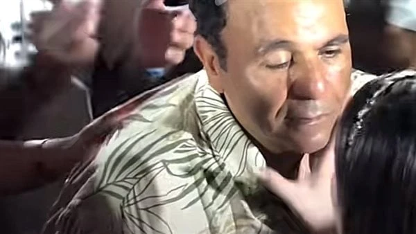 زواج ابنه وخطوبة ابنته ومرضه.. ماذا يحدث في حياة الفنان محمد فؤاد؟تصدر اسم الفنان محمد فؤاد تريندات مواقع التواصل الاجتماعي، خلال الفترة الماضية