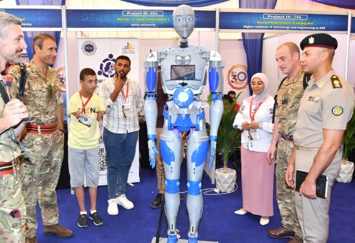 استمرار فعاليات المؤتمر العلمي الدولي الرابع للاتصالات بالأكاديمية العسكرية استمرت فعاليات المؤتمر العلمي الدولي الرابع للاتصالات ( - 2024 )، ومسابقة