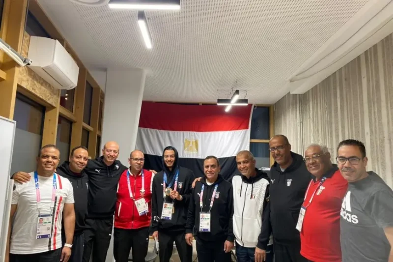 البعثة المصرية تحتفل ببرونزية محمد السيد داخل القرية الأولمبية بباريساحتفلت البعثة المصرية داخل القرية الأولمبية بفوز محمد السيد بالميدالية البرونزية
