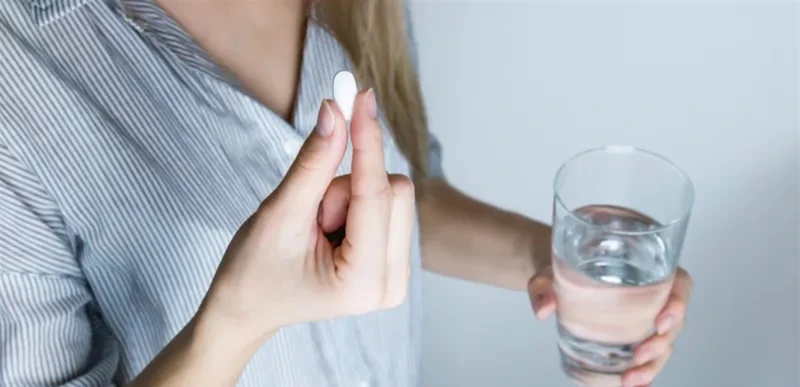 مسكنات الألم... متى تتحول إلى خطر على الصحة؟ صحة شاهد المقال التالي من صحافة لبنان عن مسكنات الألم . متى تتحول إلى خطر على الصحة؟، أظهرت دراسة حديثة