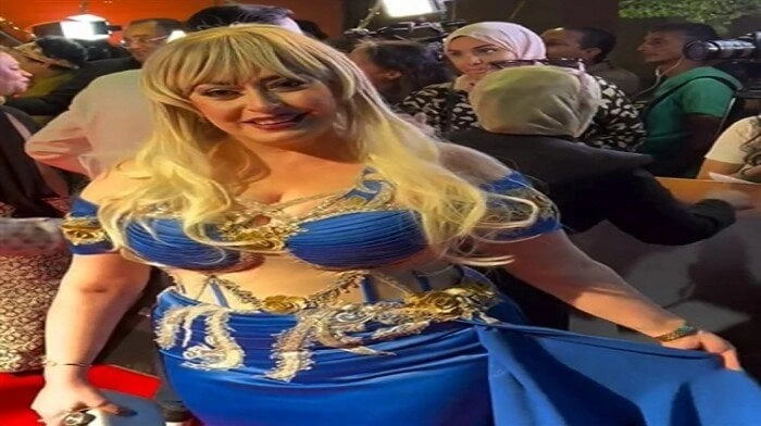 بسبب البطانة.. فستان هند عاكف يصدم الجمهور في افتتاح المهرجان القومي للمسرحأثارت الفنانة هند عاكف، حالة من الجدل في الساعات الماضية عبر مواقع التواصل