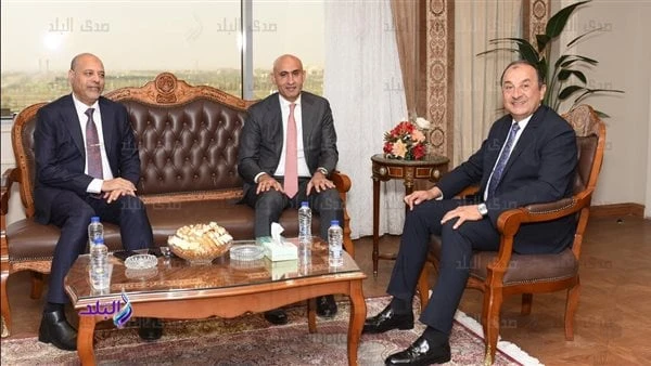 اجتماع ثلاثي عاجل لوزراء التعليم والعمل وقطاع الأعمال .. ماذا تم؟تفاصيلأعلنت وزارة التربية والتعليم والتعليم الفني ، تفاصيل زيارة محمد عبد اللطيف