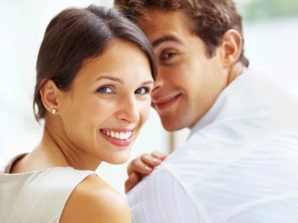 رواية امامي ومنقذي الفصل الثالث 3 بقلم اية محمد رواية إمامي ومنقذي الحلقة الثالثةخرجت حبيبة ورا حمزة من المكان و راح بيها علي المستشفي، قعدت مع والدها شوية وخرجوا تاني في وقت قليل.