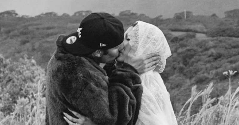 الفن و المشاهير: الصورة الأولى لمولود هايلي وجاستن بيبر.. هذا جن سه وإسمه الفن و المشاهير، الصورة الأولى لمولود هايلي وجاستن بيبر هذا جن سه