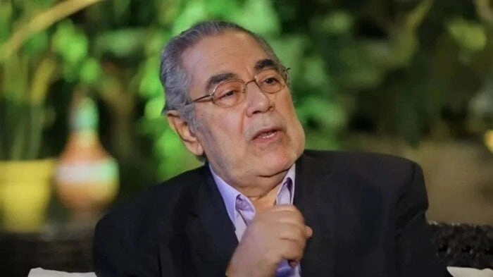 نقل صبري عبد المنعم إلى المستشفى أثناء التصوير.. التفاصيل الفنان صبري عبد المنعموسام عمروكشف صناع فيلم المدرسة بطولة الفنانة حورية فرغلي وآخرين، عن