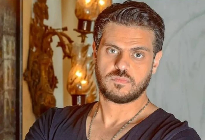 طارق صبري لافاق عربية: مهرجان العلمين وضع مصر في مكانة عالمية ولازم نفتخر بيه أعرب الفنان طارق صبري، عن فخره الشديد لما يشهده مهرجان العلمين في نسخته الثانية من فعاليات فنية وثقافي