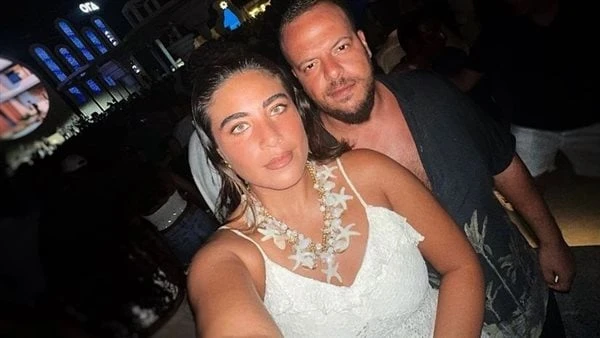 بفستان ملفت.. زوجة ابن ماجد المصرى تثير الجدل رفقتهشاهدنشرت هند زوجة ابن الفنان ماجد المصري، أحمد المصرى، صور جديدة لها عبر حسابها الرسمي على موقع