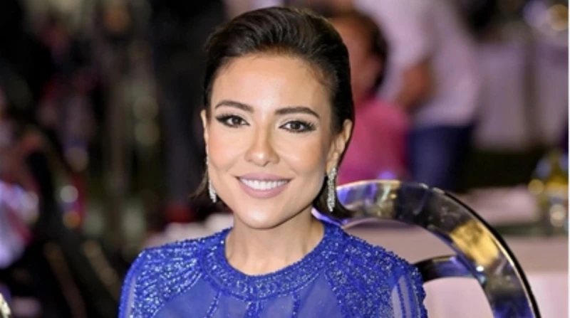 بعد صورة داخل المستشفى.. مي كساب تطمئن جمهورها طمأنت الفنانة مي كساب، جمهورها ومتابعيها بشأن حالتها الصحية، بعد إعلانها المفاجئ أمس عن خضوعها لعملية جراحية، دون الكشف عن أي تفاصيل 