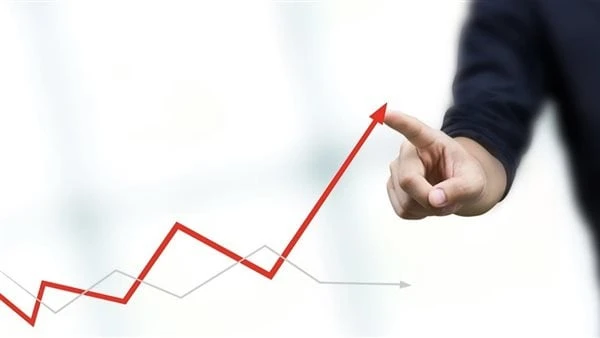 النقد العربي: تراجع النمو العالمي يؤثر على حجم الطلب الخارجي في الدول العربية أوضح صندوق النقد العربي، في تقرير أصدره بعنوان آفاق الاقتصاد العربي