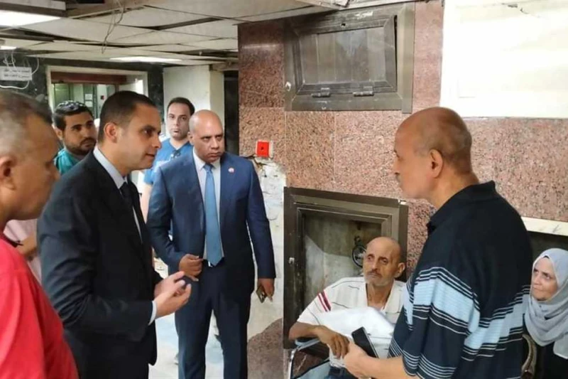 نائب وزير الصحة يتفقد مستشفى زايد آل نهيان ويطالب بتشكيل لجنة لتوفير نواقص الأدوية والمستلزمات تفقد الدكتور محمد الطيب، نائب وزير الصحة والسكان، مساء