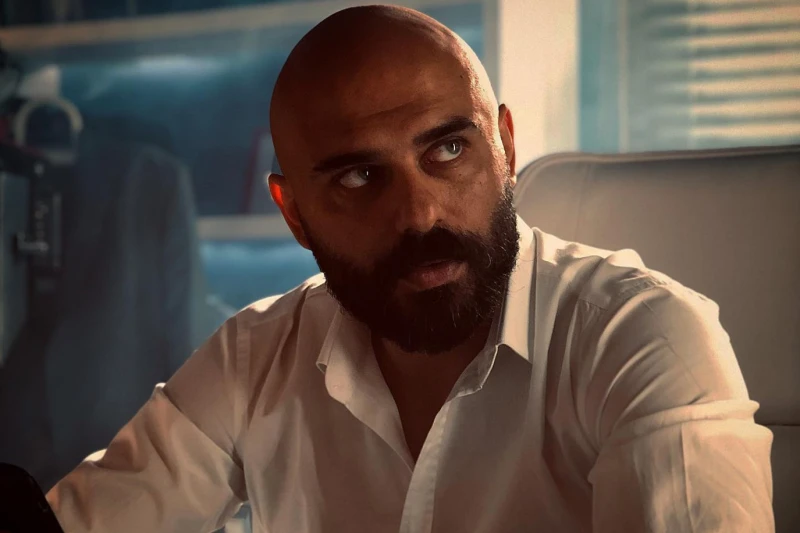 مشاهير أمام المحكمة بسبب حوادث سيارة شاهد المقال التالي من صحافة السعودية عن مشاهير أمام المحكمة بسبب حوادث سيارة، أيام عصيبة عاشها عدد من المشاهير