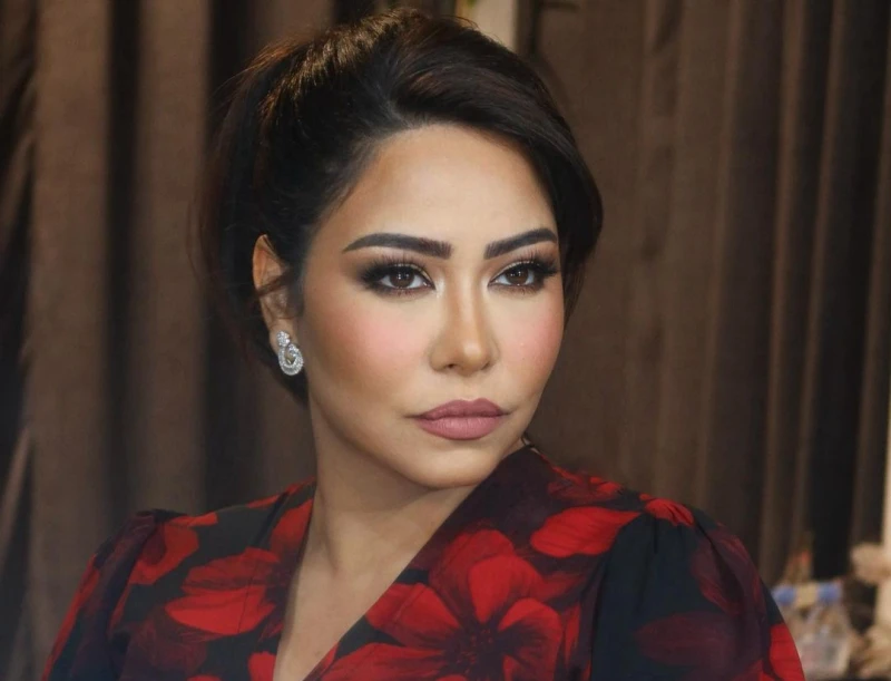 قضية شيرين وحسام حبيب تتفاعل.. ووالد الأخير يوجه نداء عاجلا لإنقاذها في ظل انفجار الوضع من جديد وتصاعد الأحداث والردود المتبادلة، بين الفنانة المصرية، شيرين عبد الوهاب وطليقها الفن