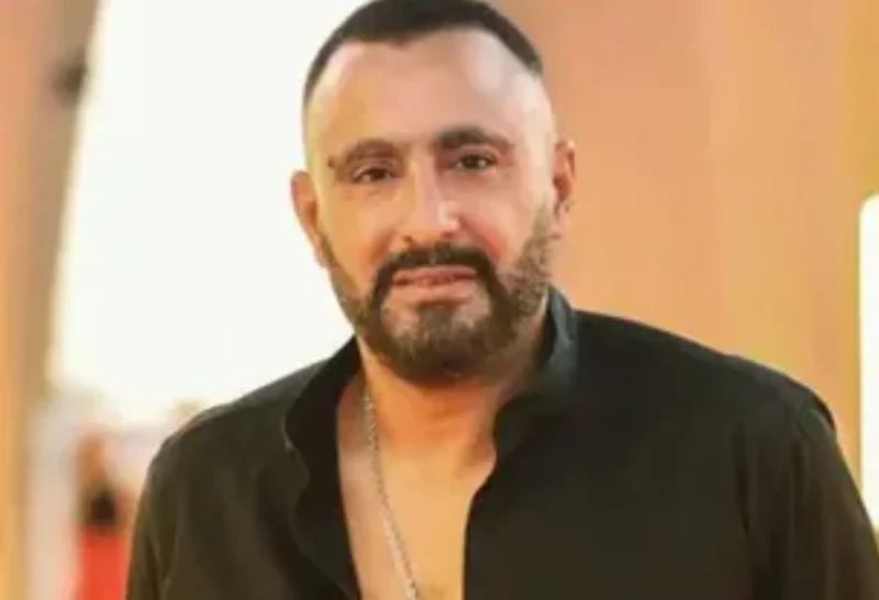 أحمد السقا يغني لأصالة مبقاش أناحل الفنان احمد السقا ضيف في برنامج بيت السعد ، الذي يقدمه الشقيقان أحمد وعمرو سعد.وقام الفنان احمد السقا بغناء أغنية