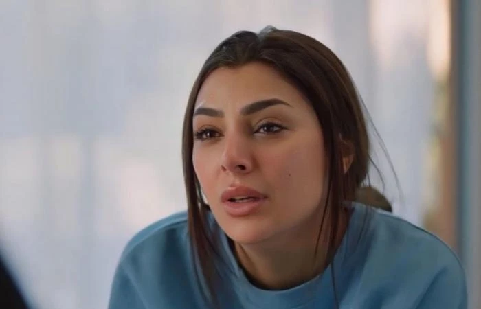 كشفت الفنانة بسمة داود، عن إصابتها بخدش في القرنية وكدمة قوية في العين خلال تصوير مشاهد مسلسل الوصفة السحرية، وأكدت أنها لا تعرف حتى اللحظة من