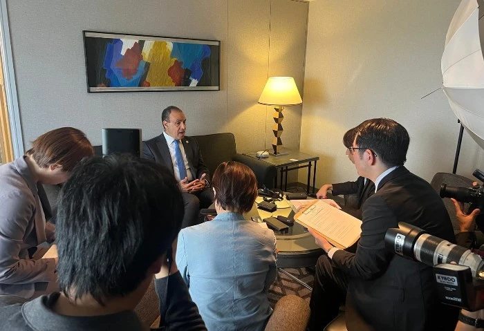 وزير الخارجية يلتقي بكبرى الصحف ووكالات الأنباء اليابانية في اجتماع التيكاد التقى الدكتور بدر عبد العاطي، وزير الخارجية والهجرة وشؤون المصريين في