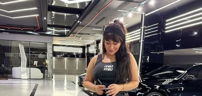 أسما شريف منير تحذف جميع صورها على مواقع التواصل الاجتماعي.. ما السبب؟ أسما شريف منير مروة الدقيشيكشفت أسما ابنة الفنان شريف منير عن أسباب حذفها