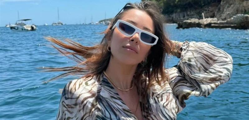 فنون ومشاهير: ليه ما بيتصوروا مع بعض؟ العرسان دانييلا رحمة وناصيف زيتون بصور جديدة من شهر العسل والجمهور ينتقدهما شاهد المقال التالي من صحافة لبنان