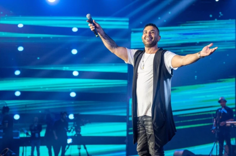 الثقافة والفن: جدة.. وصول أحمد سعد وأمير عيد استعدادا لحفلهما اليوم الثقافة والفن، جدة وصول أحمد سعد وأمير عيد استعدادا لحفلهما اليوم،أعلن حساب بنش