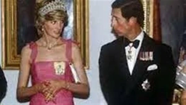 هل كان بسبب كاميلا باركر؟.. سر طلاق الأمير تشارلز وديانا سبنسرلأسرة أرستقراطية ونبيلة، تنتمى ديانا سبنسر وهى مولودة في أول يوليو 1961 في قصر بارك هاوس في جنوب إنجلترا، وعندما بلغت 