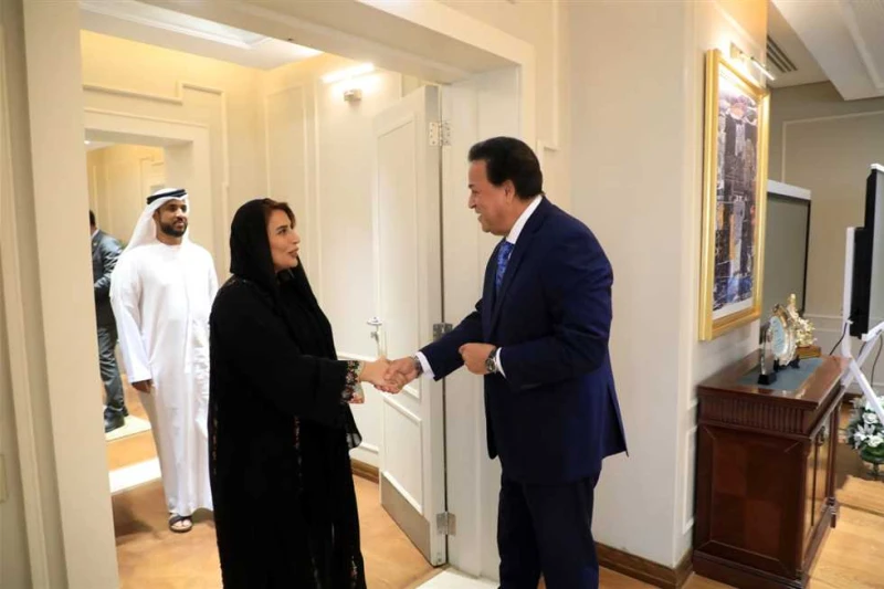 وزير الصحة يستقبل السفيرة الإماراتية بالقاهرة لبحث سبل التعاون المشترك (تفاصيل) استقبل الدكتور خالد عبدالغفار، نائب رئيس مجلس الوزراء وزير الصحة