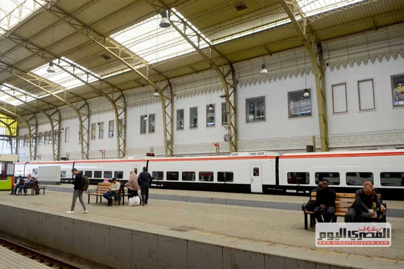السكة الحديد توضح حقيقة نشوب حريق بقطار داخل محطة مصر في رمسيس نفت الهيئة القومية لسكك حديد مصر ما تم تداوله عبر عدد من وسائل الإعلام من نشوب حريق