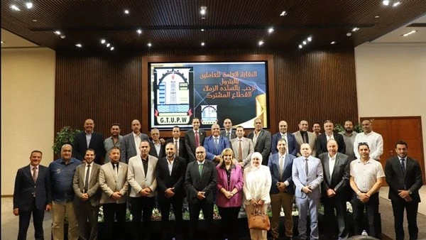 لمناقشة بعض الملفات والمطالب.. العاملين بالبترول يلتقي رؤساء نقابات القطاع المشتركالتقى المحاسب عباس صابر، رئيس النقابة العامة للعاملين بالبترول،