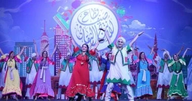 إقبال جماهيرى على استعراضات فرقة رضا بالليلة ال 4 لصيف الإنتاج الثقافى تعرف على التالي إقبال جماهيرى على استعراضات فرقة رضا بالليلة ال 4 لصيف الإنتاج