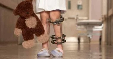 تعرف على أعراض شلل الأطفال وطرق الوقاية.. التطعيمات ضرورة صحة وطب شاهد المقال التالي من صحافة مصر عن تعرف على أعراض شلل الأطفال وطرق الوقاية التطعيمات ضرورة، يسبب فيروس شلل الأطفال