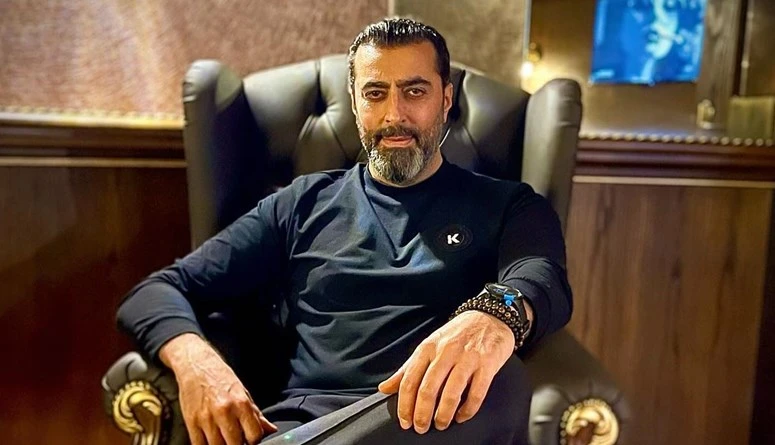 باسم ياخور: لست ابن السلطة المدلل (فيديو)عبر الممثل السوري عن حزنه للواقع الحالي الذي يعيشه أبناء بلده سواء في داخل سوريا أو خارجها، مطلقا عددا من المواقف إزاء الوضع المعيشي وصولا 