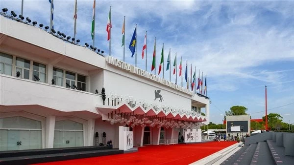 البحر الأحمر السينمائي يشارك في مهرجان فينيسيا بستة أفلام مدعومة من المهرجانتواصل مؤسسة البحر الأحمر السينمائي حضورها ومشاركتها في المهرجانات