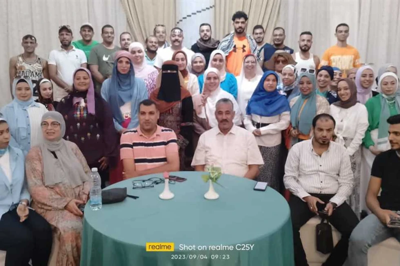 شمال سيناء تستقبل الفوج الثالث من رحلات اعرف بلدك واصلت وزارة الشباب والرياضة الإدارة المركزية لتنمية الشباب بشمال سيناء اليوم الاثنين، تنفيذ مبادرة صيف شبابنا. واستقبلت المحافظة ا