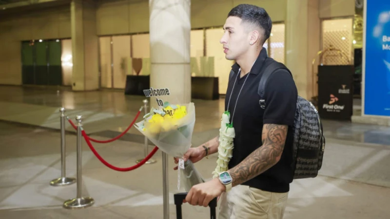 -فرنانديز يستعد لتدريبات القادسية .. اخبار رياضية، فرنانديز يستعد لتدريبات القادسية،وصل لاعب الفريق الأول لكرة القدم بنادي القادسية، الأرجنتيني