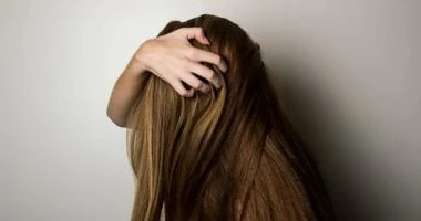 وصفات طبيعية للعناية بالشعر في الصيف.. خطواتها بسيطة ومكوناتها في مطبخك المرأة والمنوعات شاهد المقال التالي من صحافة مصر عن وصفات طبيعية للعناية