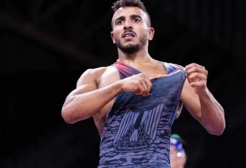 الكشف عن مفاجأة في واقعة إعتقال محمد كيشو لاعب المصارعة المصري في باريس بتهمة غير أخلاقيةمحمد كيشو .أفاد مراسل قناة صدى البلد في باريس كريم فؤاد ، بتفاصيل حول واقعة اللاعب المصري ن