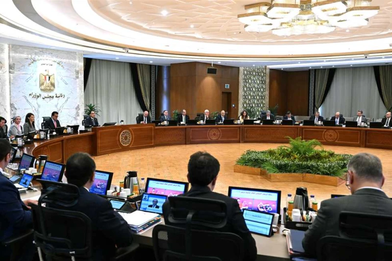 أول تعليق من رئيس الحكومة على استراتيجة التعليم الجديدة ونظام الثانوية العامة قال رئيس مجلس الوزراء، مصطفى مدبولي، خلال اجتماع المجلس، اليوم