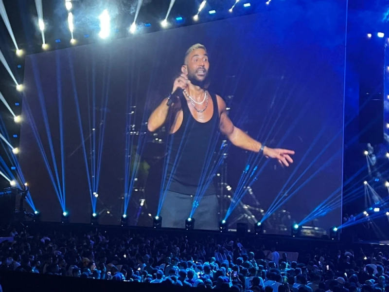 الثقافة والفن: أحمد سعد يبهر جمهور جدة بباقة من أشهر أغانيه الثقافة والفن، أحمد سعد يبهر جمهور جدة بباقة من أشهر أغانيه،اختتم الفنان أحمد سعد الجزء