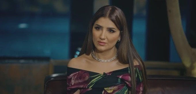 الطلاق هو الحل.. أبرز تصريحات مي عمر في برنامج بيت السعد (فيديو)حلت الفنانة مي عمر، ضيفة ب برنامج بيت السعد، للنجمين عمرو وأحمد سعد، الذي يذاع عبر شاشة 1، كاشفة عن رأيها في خيانة ا