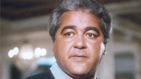 في ذكراه.. قصة وفاة مصطفى متولي المفاجئة خلال مسرحية بودي جارديحل اليوم الخميس 29 أغسطس، ذكرى ميلاد الفنان مصطفى متولي، الذي ولد في مثل هذا اليوم عام 1949، ورحل عن عالمنا في 5 أغسط