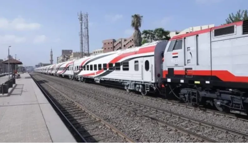 شوف هتسافر امتى.. مواعيد القطارات اليوم الخميس 15 اغسطس 2024 قبلي ل بحري خدمات شاهد المقال التالي من صحافة مصر عن شوف هتسافر امتى مواعيد القطارات اليوم الخميس 15 اغسطس 2024 قبلي ل 