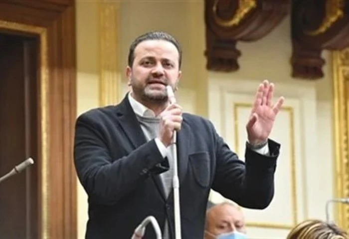 تشريعية النواب تطالب الحكومة بفتح مدة الحبس الاحتياطي حال الحكم بالإعدام طالب النائب أحمد الشرقاوي عضو اللجنة التشريعية بمجلس النواب بفتح مدة الحبس